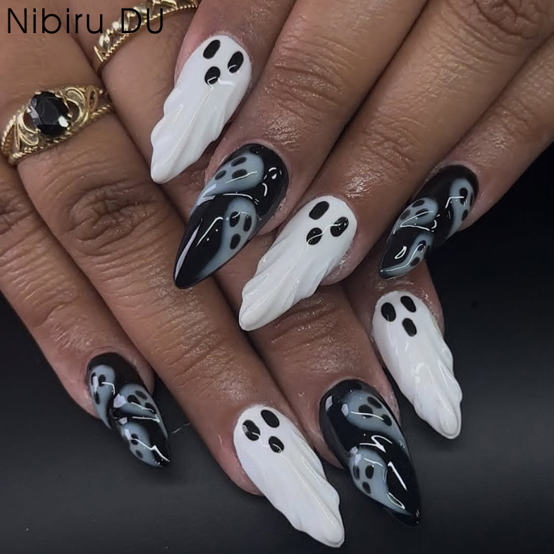 3D Printing Nails - 30 Stück 2025 Halloween Mandelform Gruseliger