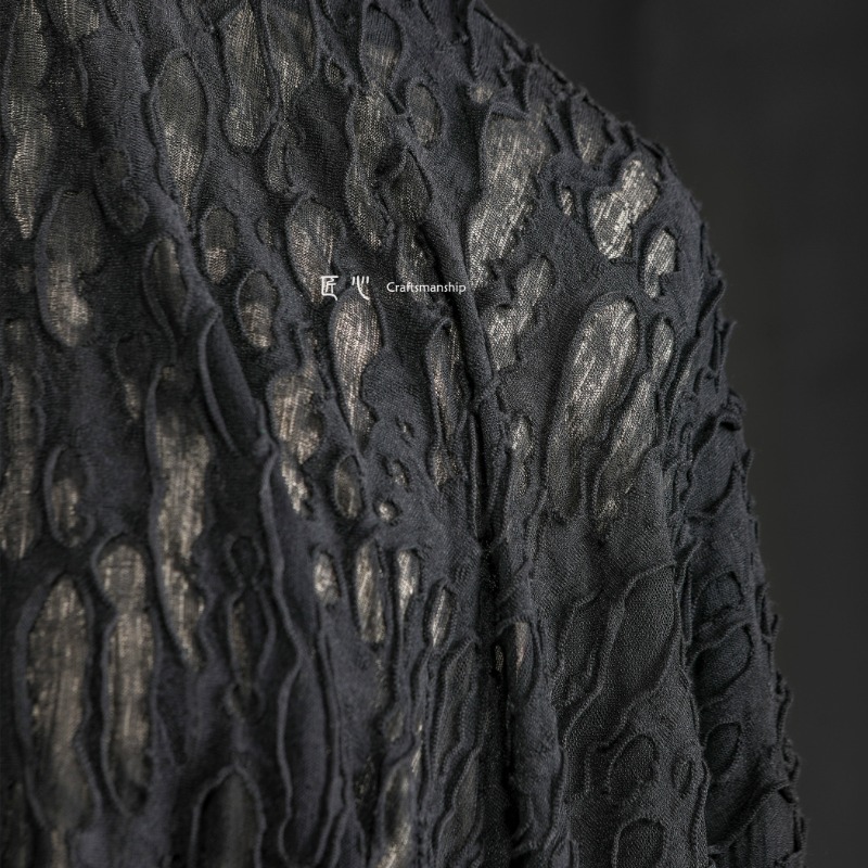 3D Printing On Fabric - Schwarz versiegelter, rafeliger Strickstoff, doppellagig, kreativ,
